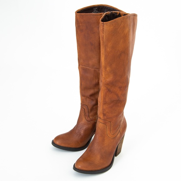 Steve Madden Shoes - Steve Madden Carrter cognac brown leather knee high heeled boots size 6
